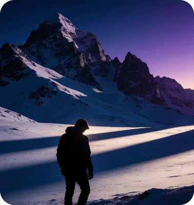 雪山旅人